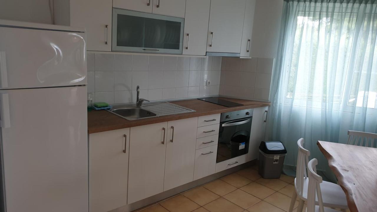 Amparoudes Apartment Kriopigi Luaran gambar