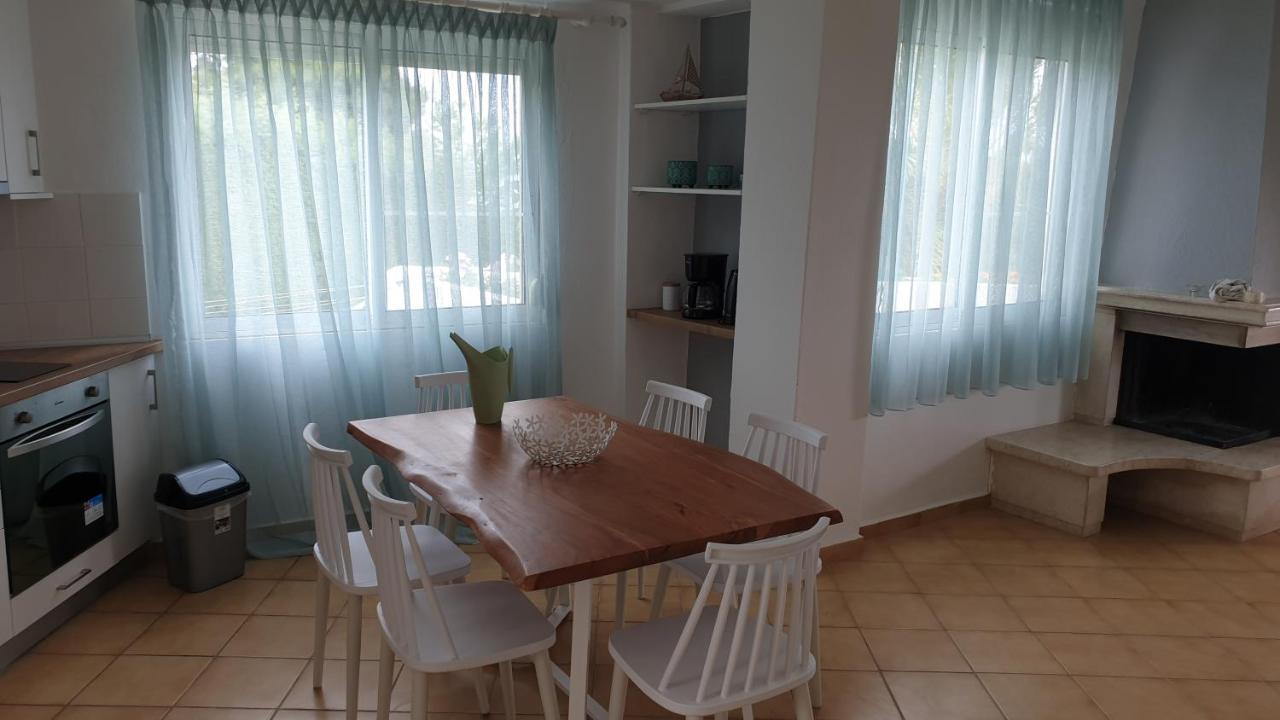 Amparoudes Apartment Kriopigi Luaran gambar