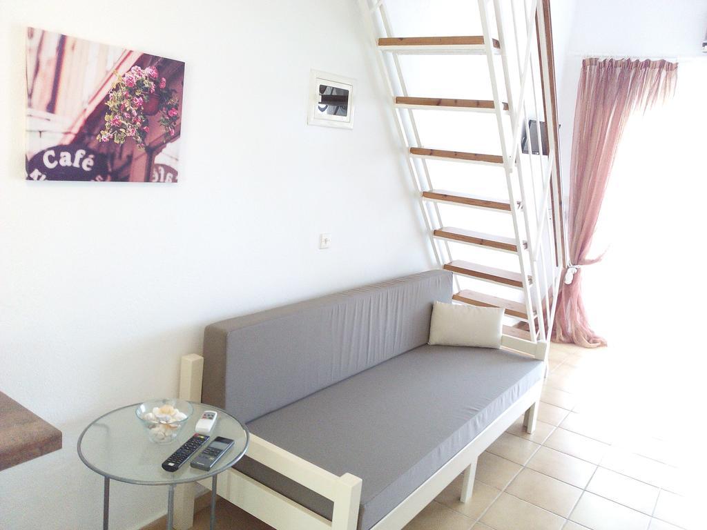Amparoudes Apartment Kriopigi Luaran gambar
