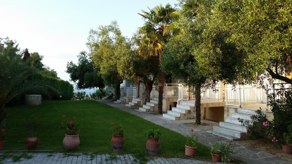 Amparoudes Apartment Kriopigi Luaran gambar