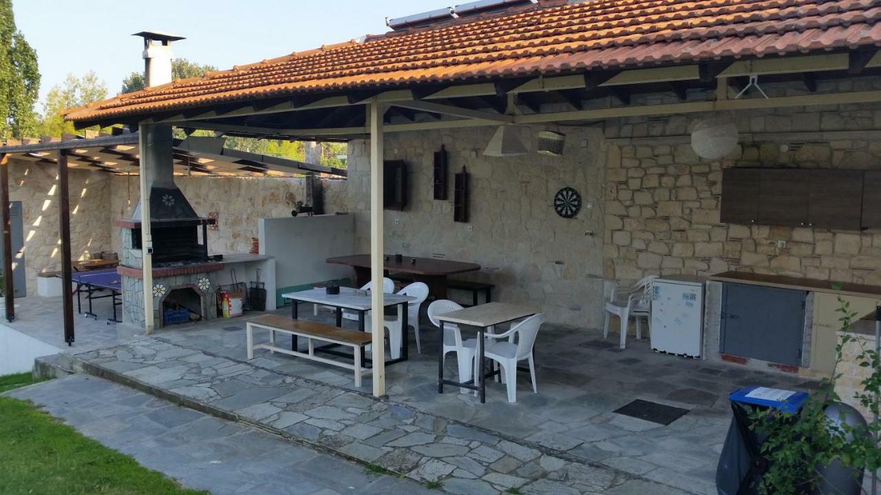 Amparoudes Apartment Kriopigi Luaran gambar