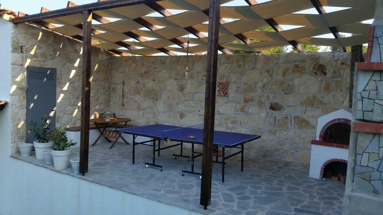 Amparoudes Apartment Kriopigi Luaran gambar